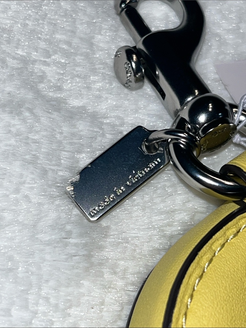 Coach NWT! Yellow Taxi Car Leather Coin Purse Bag Charm Key Chain - Picture 8 of 13